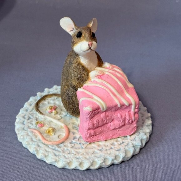 Vintage Mouse Figurine After The Party Mice Munro Anthropomorphic Cake Dessert - Picture 2 of 4